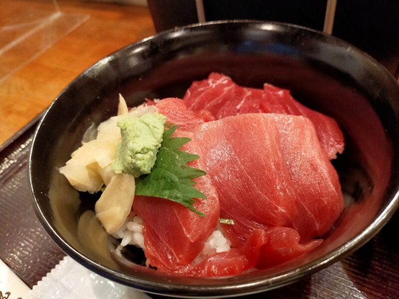 まぐろの鉄人　中トロ丼